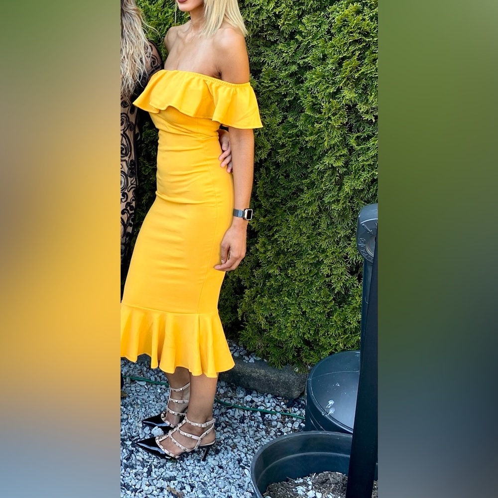 Yellow Off Shoulder Ruffle MIDI Dress FashionNova Small